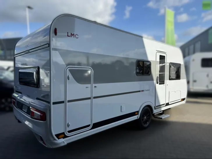 Fahrzeugbild LMC Tandero 500 K Etagenbetten ATC Dusche GFK-Wände #4