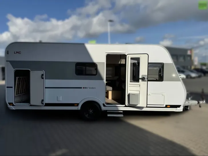 Fahrzeugbild LMC Tandero 500 K Etagenbetten ATC Dusche GFK-Wände #7
