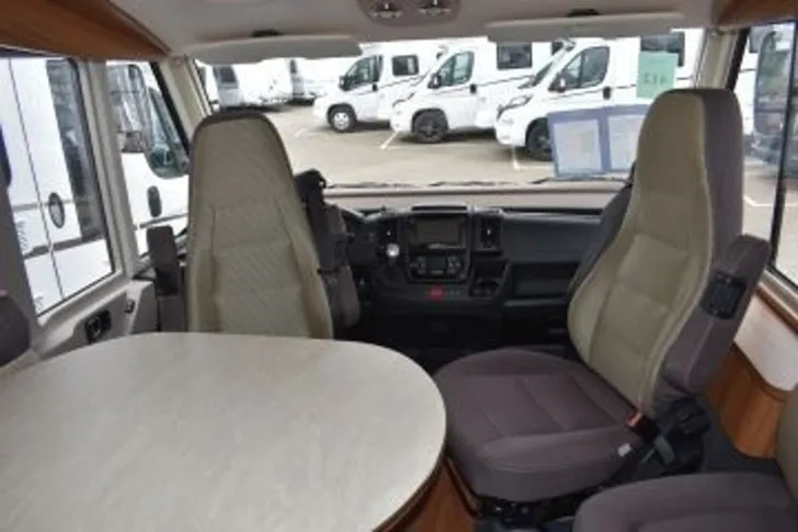 Fahrzeugbild Hymer B-Klasse PremiumLine 704 #6