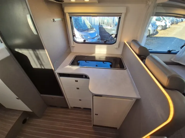 Fahrzeugbild Etrusco T 6.9 SR #7