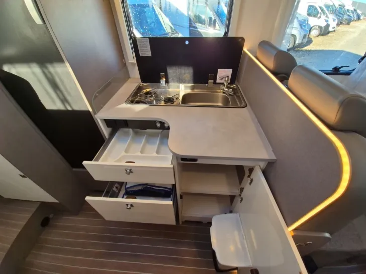 Fahrzeugbild Etrusco T 6.9 SR #8