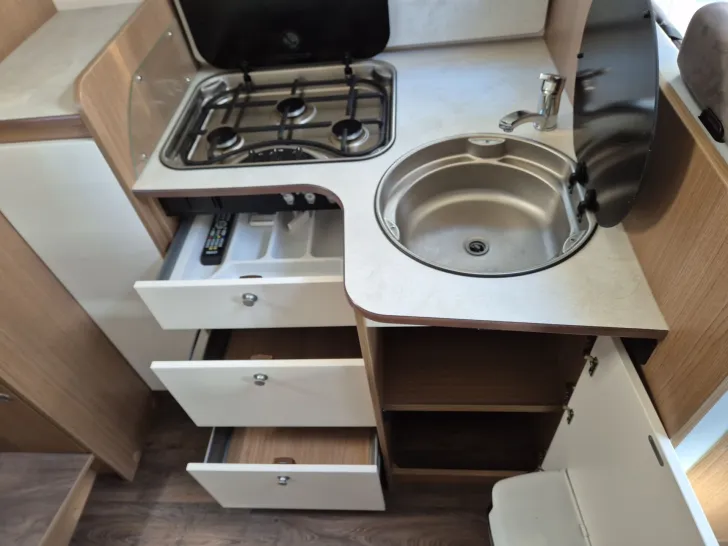 Fahrzeugbild Carado EDITION_15 I338 #8