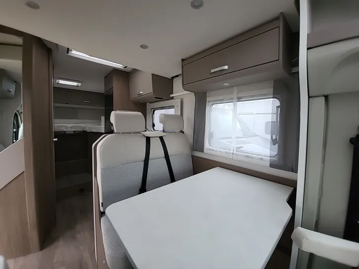 Fahrzeugbild Carado TEILINTEGRIERTE 448 #9