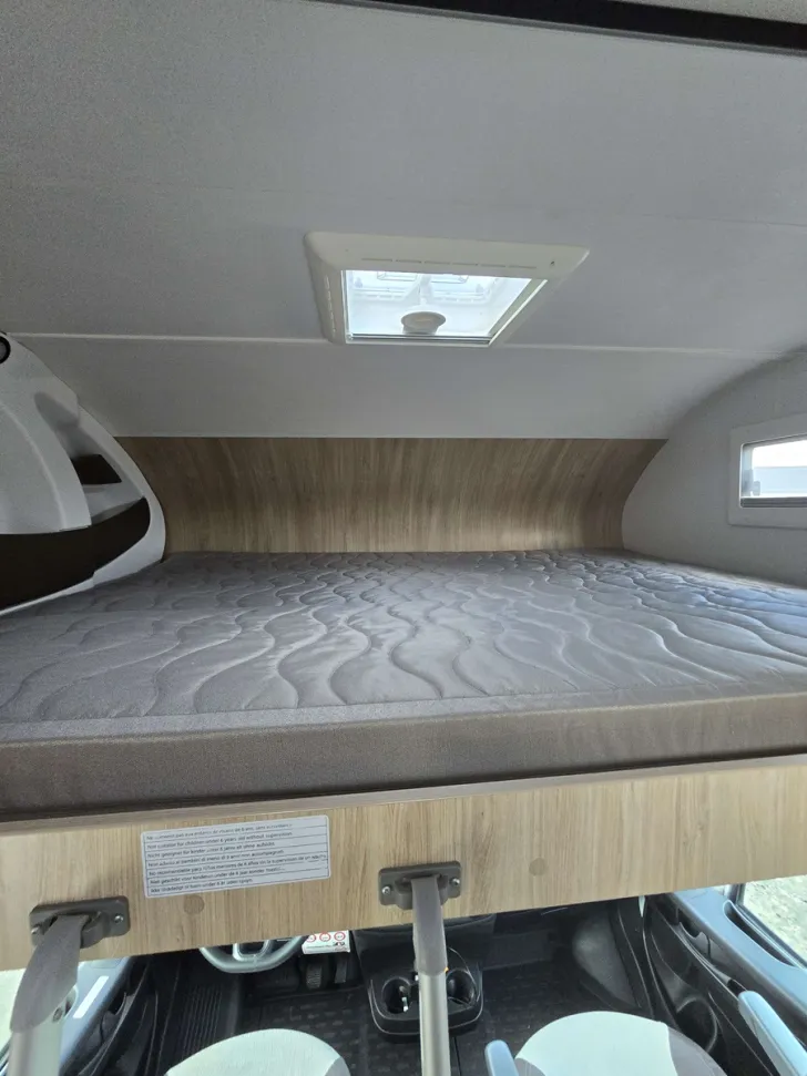 Fahrzeugbild Challenger Alkoven C256 Start Edition Automatik, Solar, SAT-TV #14