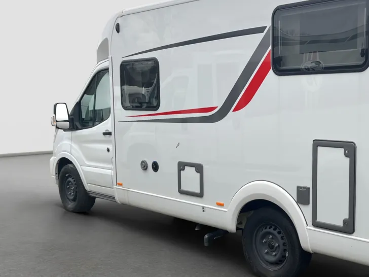 Fahrzeugbild Bürstner Lineo T 620 G (Autom. Markise) #3