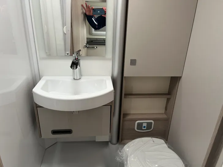 Fahrzeugbild Bürstner Lineo T 620 G (Autom. Markise) #13