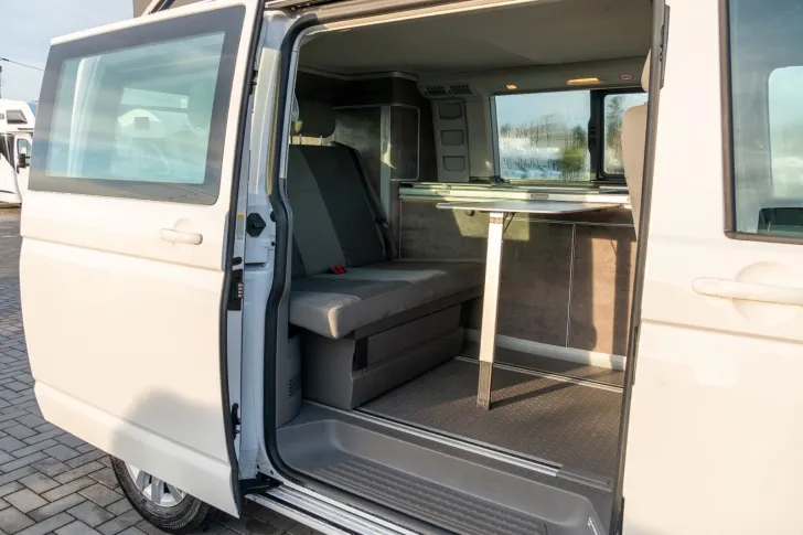 Fahrzeugbild VW California Ocean T6.1 *Automatik*150PS*Küche*LED #9