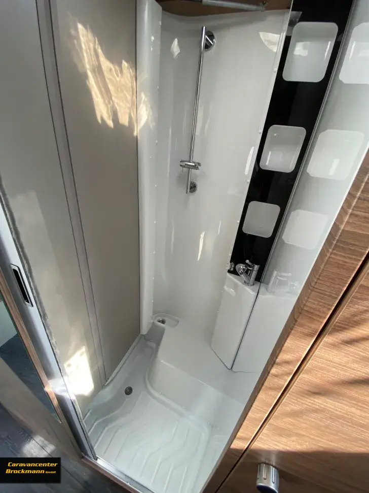 Fahrzeugbild Knaus Tourer VAN 500 LT VANSATION ab Herbst verfügbar #12