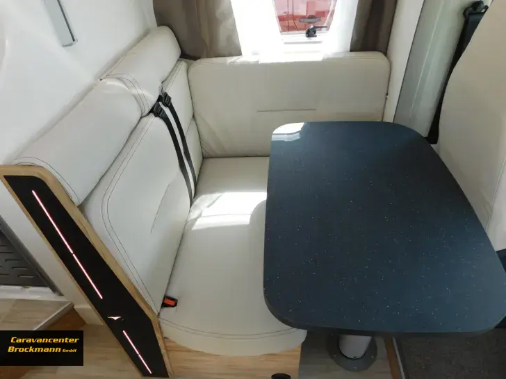 Fahrzeugbild Pilote Pacific P650C Expression spare 12000Euro UVP 83720€ #14