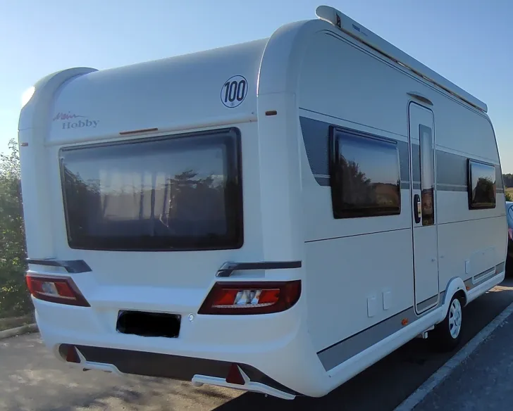 Fahrzeugbild Hobby De Luxe 460 UFe neuwertiger Zustand #1