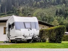 Fahrzeugbild Hobby De Luxe 460 UFe neuwertiger Zustand #2