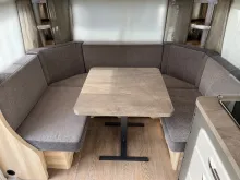 Fahrzeugbild Hobby De Luxe 460 UFe neuwertiger Zustand #3