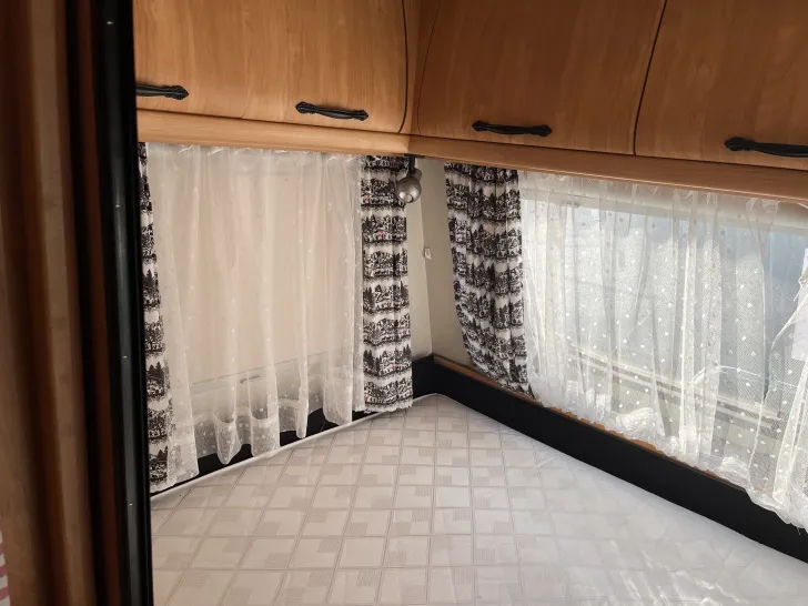 Fahrzeugbild Hobby De Luxe Easy 450 UF #4