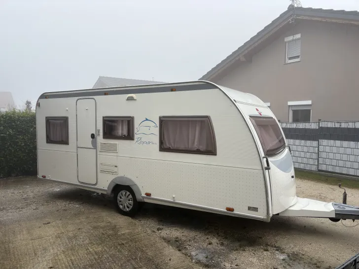 Fahrzeugbild Bürstner Flipper 460 TL Einzelbetten, Mikrow #1