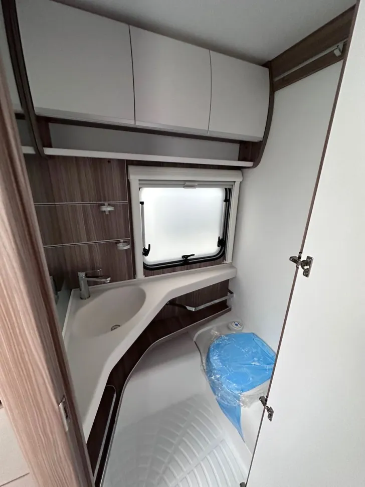 Fahrzeugbild Fendt Tendenza 560 SG 2.000 kg Klima Truma Compact + #16