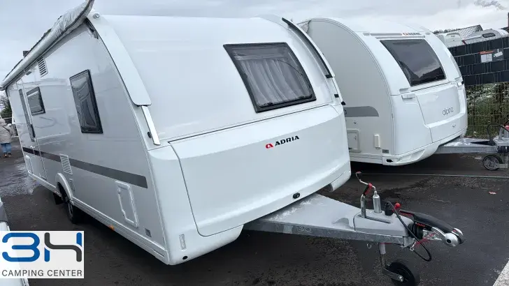 Schräg Vorne Adria Adora 613 PK