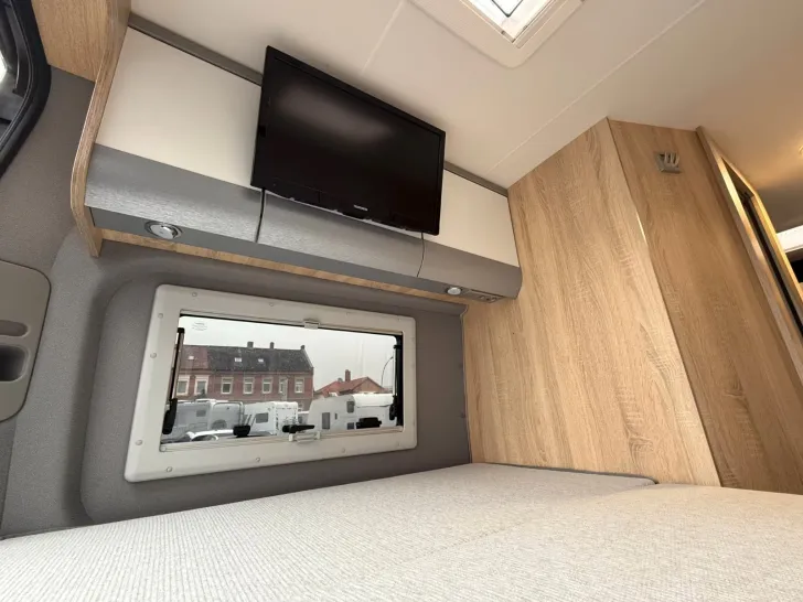 Fahrzeugbild Clever SELECT LINE Celebration 600 #18