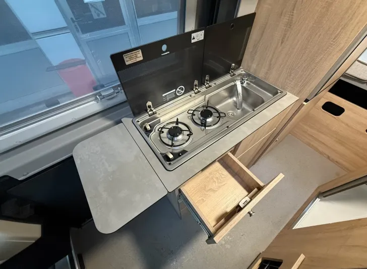 Fahrzeugbild Clever SELECT LINE Celebration 600 #54