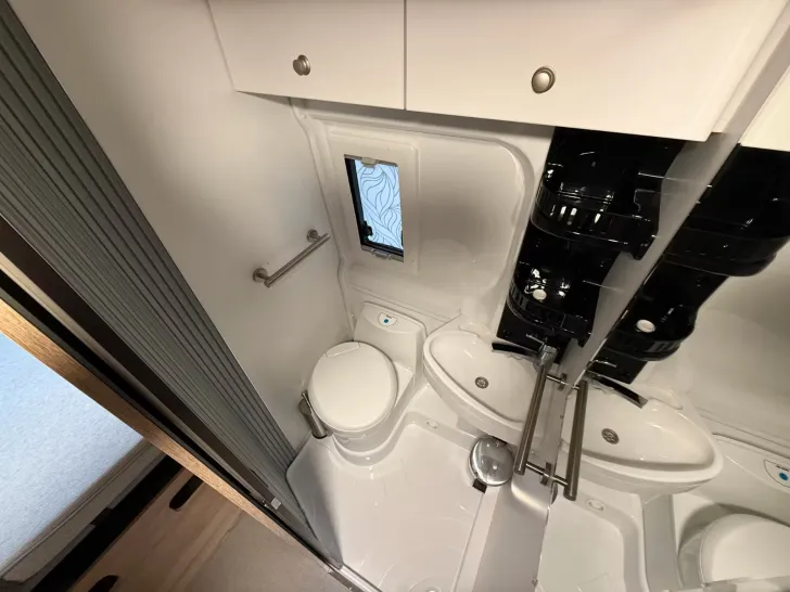 Fahrzeugbild Clever SELECT LINE Celebration 600 #60