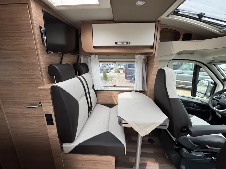 Fahrzeugbild Weinsberg CaraCompact 600 MEG EDITION [PEPPER] #13