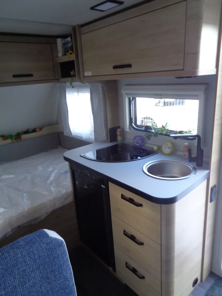 Fahrzeugbild Weinsberg CaraOne 390 QD Mod 2026 m Paket sofort #8