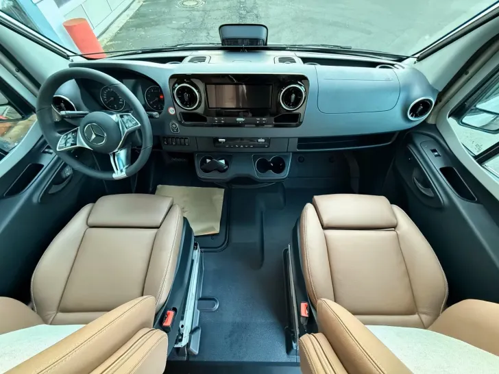 Fahrzeugbild Hymer Camper Van Grand Canyon S 700 #17