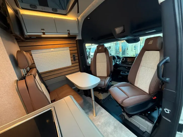 Fahrzeugbild Hymer Camper Van Grand Canyon S 700 #19