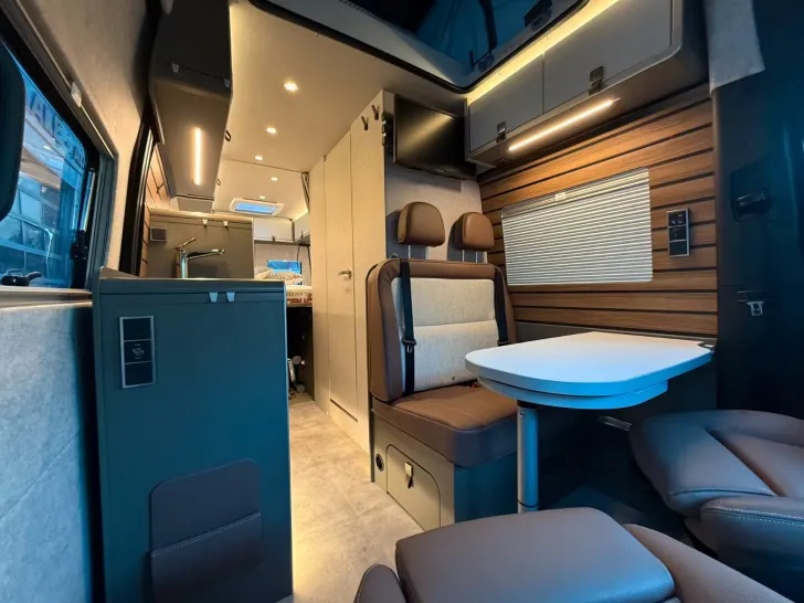 Fahrzeugbild Hymer Camper Van Grand Canyon S 700 #20