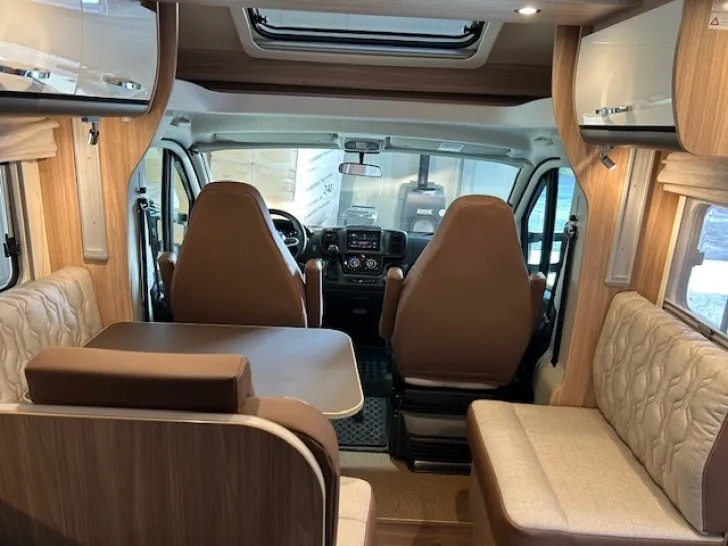 Fahrzeugbild Bürstner Limited T 660 Sehr gut gepflegt #9