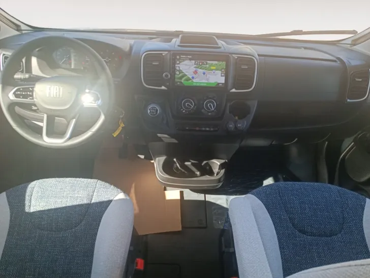 Fahrzeugbild Weinsberg CaraHome 650 DG #9