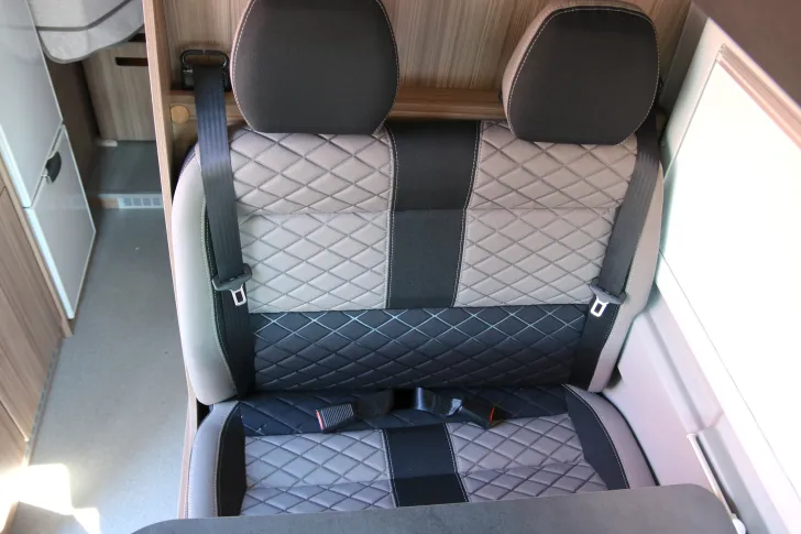 Fahrzeugbild Clever Runner 636 #8