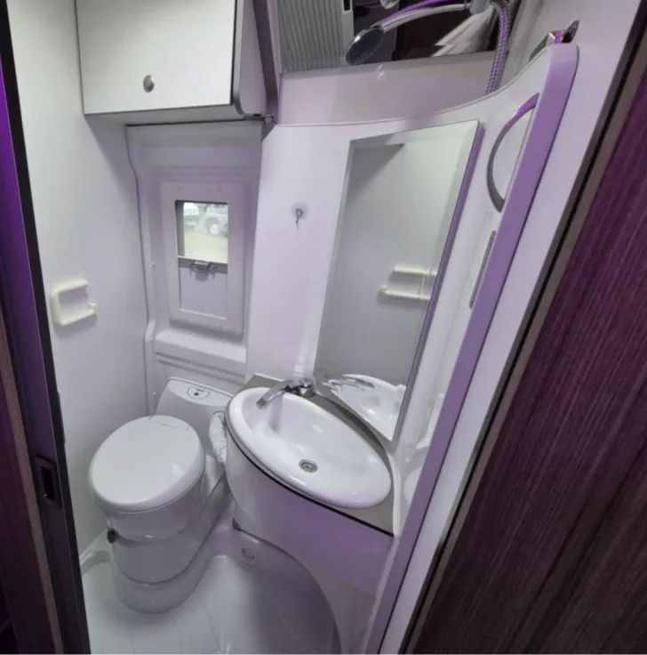 Fahrzeugbild Clever Runner 636 #13