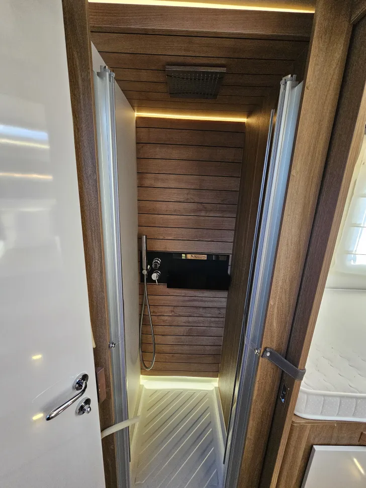 Fahrzeugbild Mobilvetta Krosser 86 NB #25