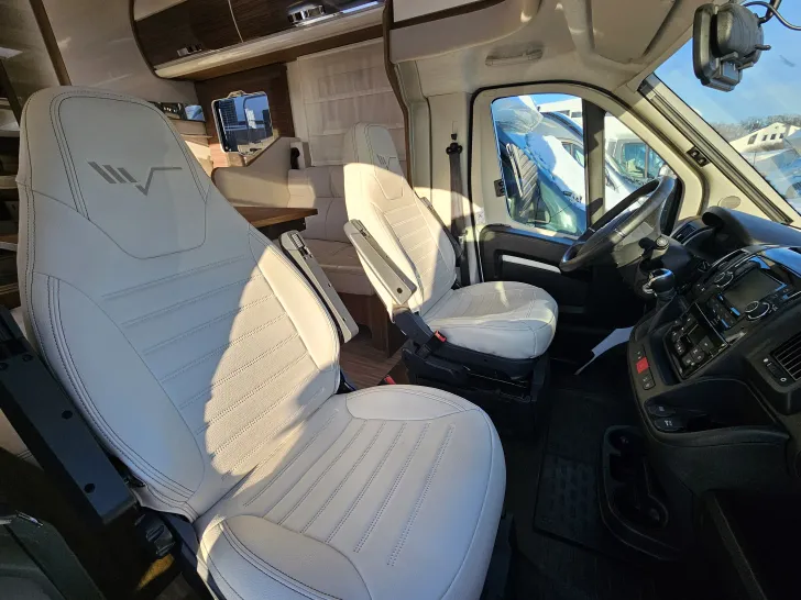 Fahrzeugbild Mobilvetta Krosser 86 NB #12