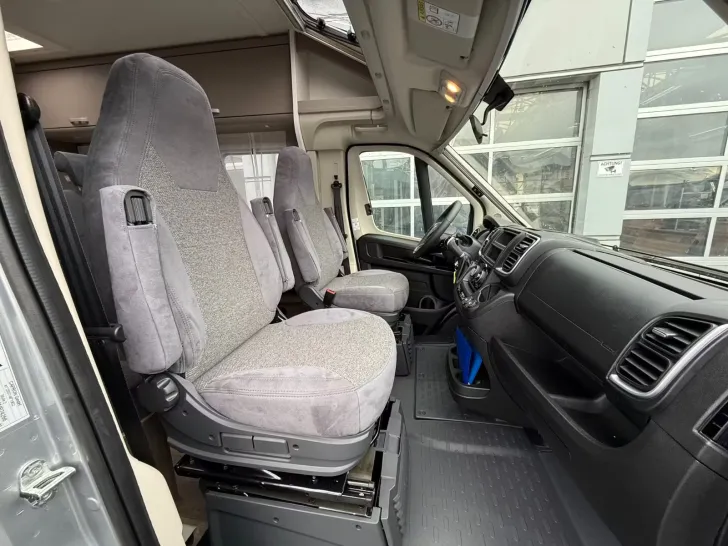 Fahrzeugbild Carado T 447 #12