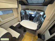 Fahrzeugbild Forster T 599 HB Coupé (Slim) mit Hubbett #5