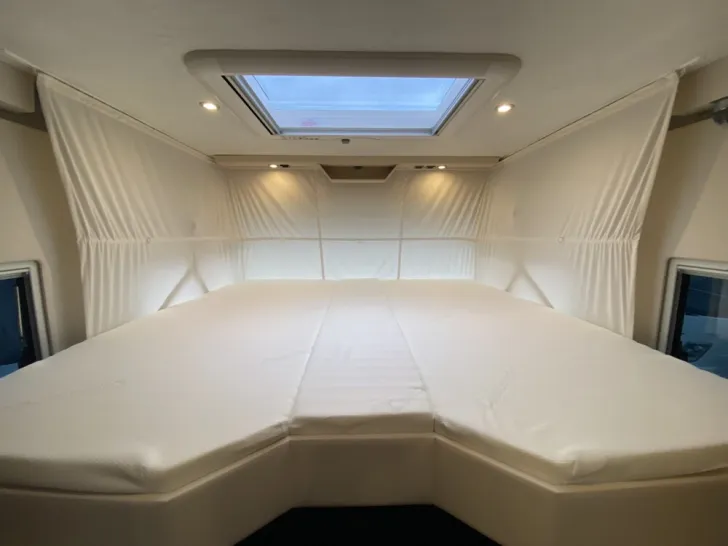 Fahrzeugbild Concorde Carver 890 RRL #9