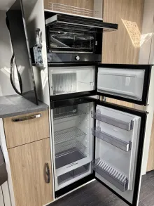 Fahrzeugbild Frankia Platin I 7400 Plus Pure 5,5 t #14