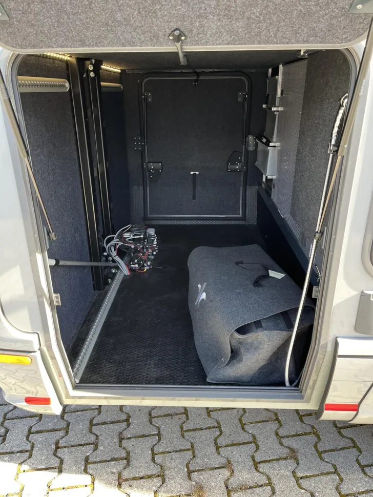 Fahrzeugbild Niesmann + Bischoff iSmove 6.9 E #8
