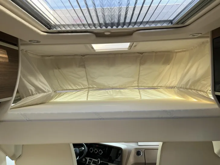 Fahrzeugbild Concorde Charisma 860 LI #14