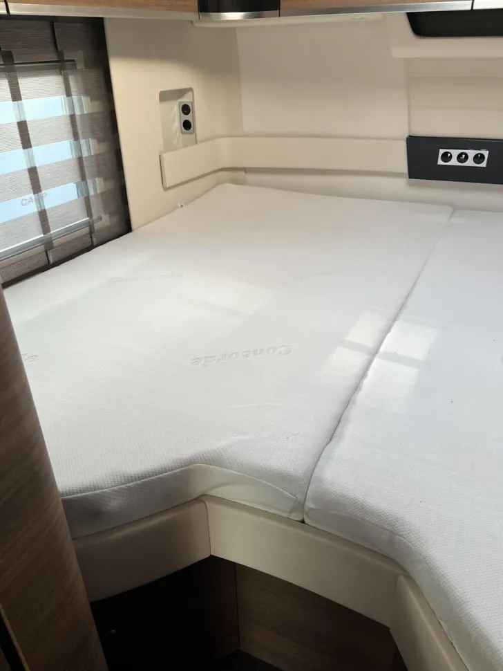 Fahrzeugbild Concorde Charisma 860 LI #19