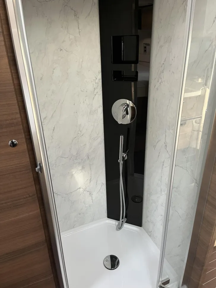 Fahrzeugbild Concorde Charisma 860 LI #21