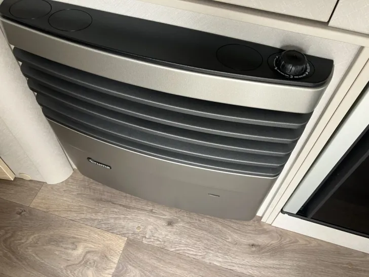 Fahrzeugbild Hymer Eriba Touring 560 #26