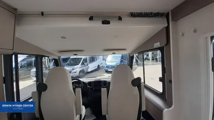 Fahrzeugbild Carado I 338 #11