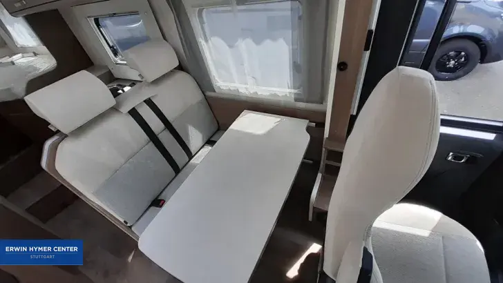 Fahrzeugbild Carado I 338 #12