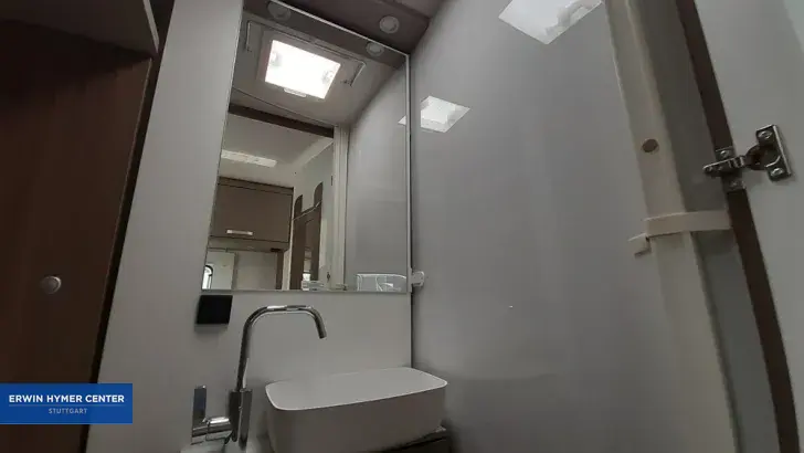 Fahrzeugbild Carado I 338 #23