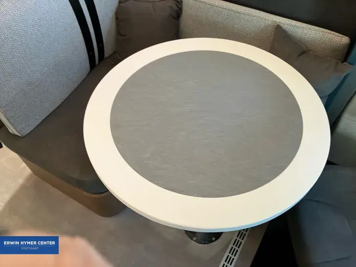 Fahrzeugbild Laika Kreos L 5009 #14
