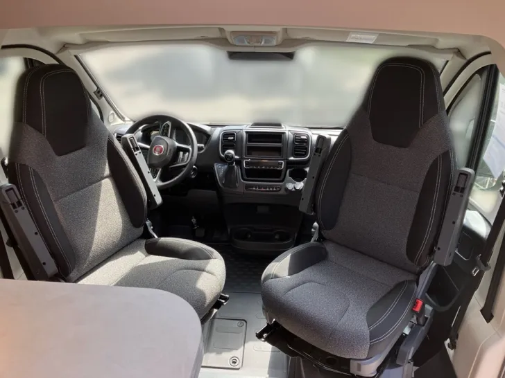 Fahrzeugbild Carado pro CV 601 #13