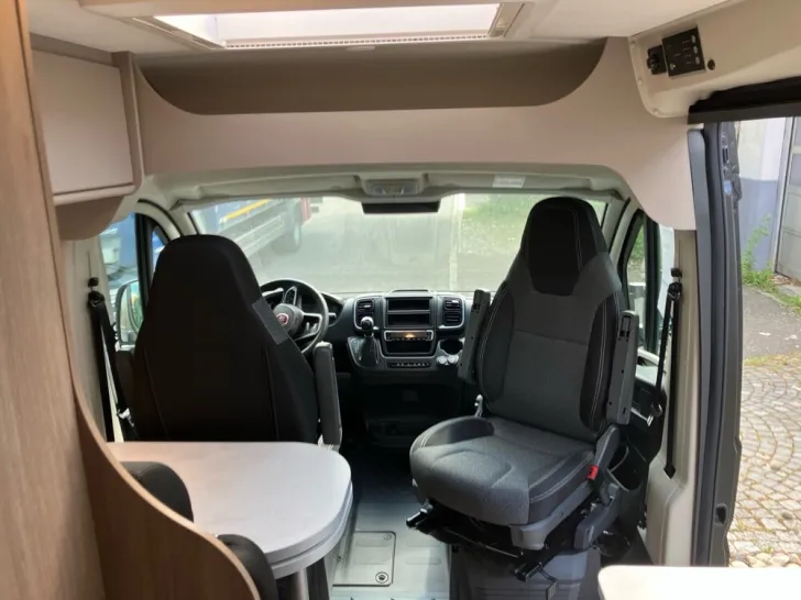 Fahrzeugbild Carado pro CV 601 #23