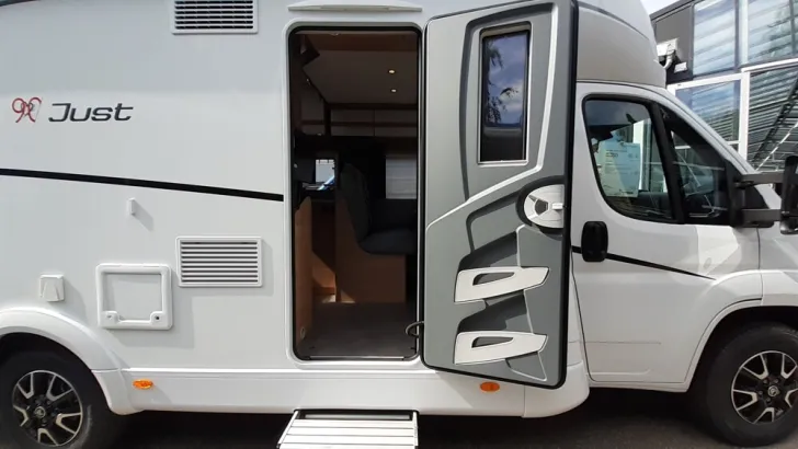 Fahrzeugbild Dethleffs Just 90 T 7052 EB #11